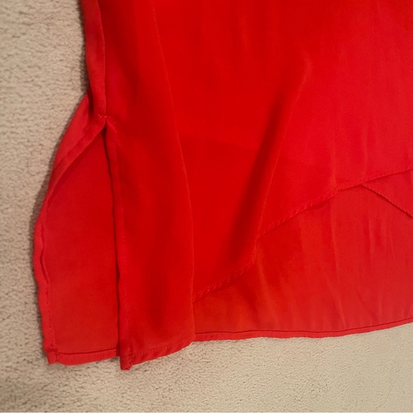 Reitmans size S shirt red colour - Picture 3 of 10